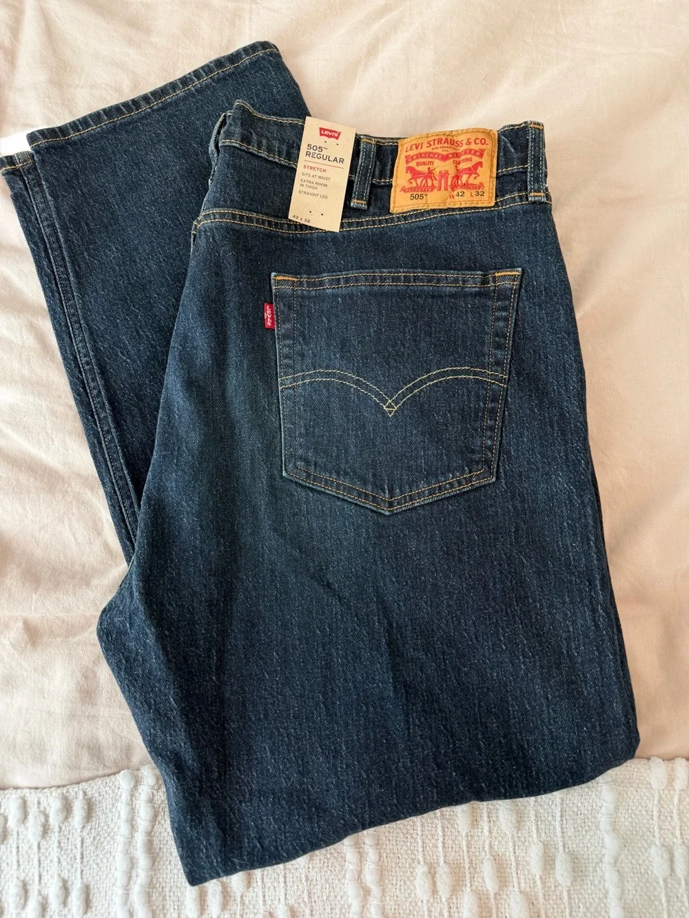 Levi's Men’s 505 Regular Fit Dark Wash Jeans - NWT - 42x32